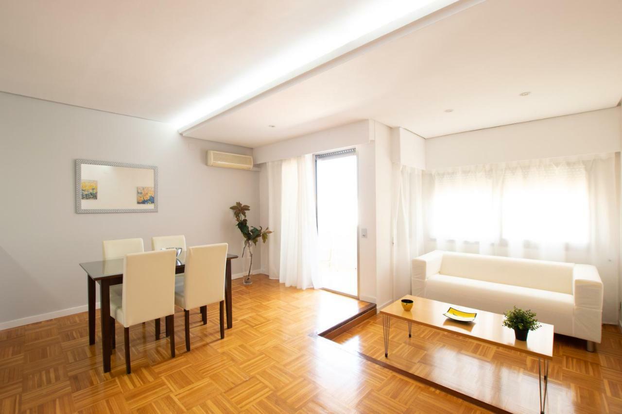 Light And Bright Apartment In Central Valencia Exterior photo